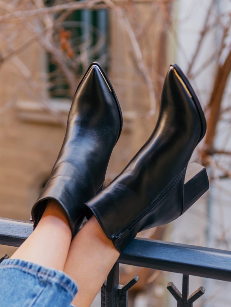 shoe brand