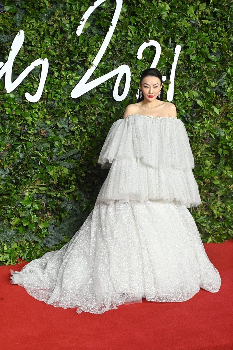 British Fashion Awards 2021: Αυτή είναι η Eλληνίδα designer που έκλεψε τις εντυπώσεις στο κόκκινο χαλί - εικόνα 6