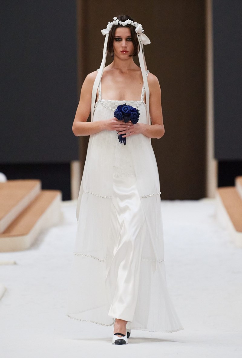 Chanel 12