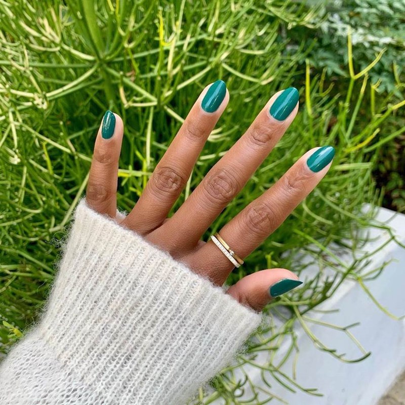 Nail Inspo: 5 trends στο μανικιούρ που δεν θα χάσουν την αξία τους μέσα στο 2022 - εικόνα 4