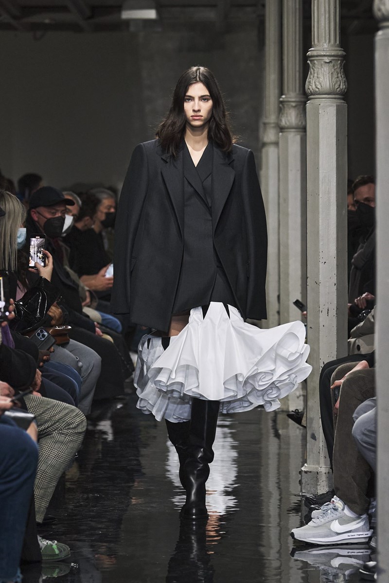 Alaïa: Η Fall 2022 συλλογή του brand είναι ο ορισμός της μόδας σήμερα - εικόνα 3