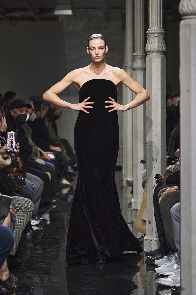 Alaïa: Η Fall 2022 συλλογή του brand είναι ο ορισμός της μόδας σήμερα - εικόνα 5