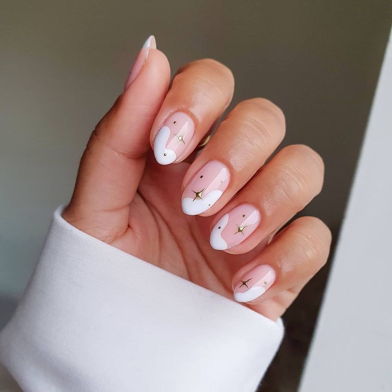 nails