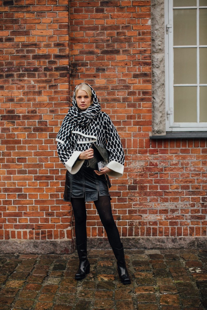 Copenhagen Fashion Week: 20 street style looks που είναι το αντίδοτο στον μουντό καιρό - εικόνα 17
