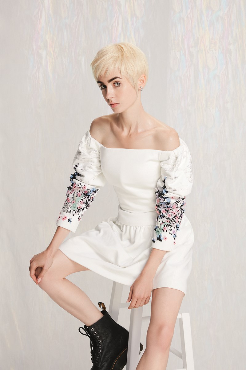 Lily Collins: Η ζωή στα χέρια της - εικόνα 4