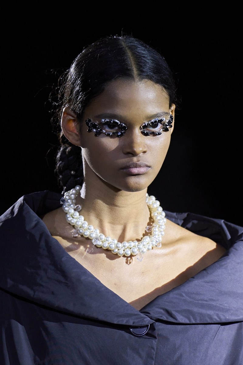 London Fashion Week: Τα beauty looks που έκλεψαν τη παράσταση - εικόνα 3
