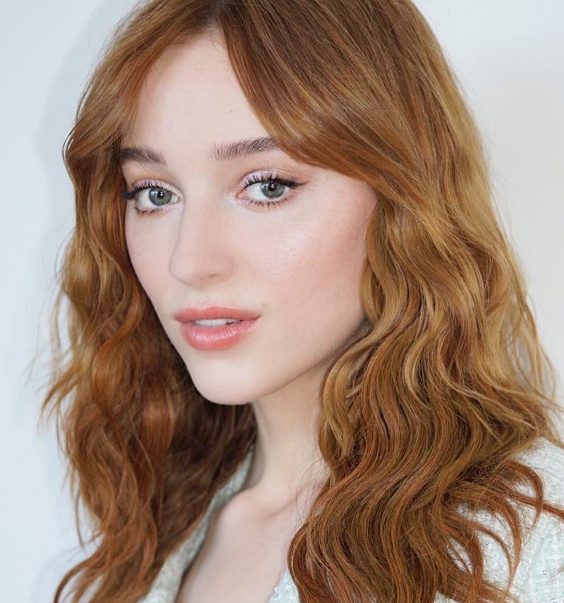 Phoebe Dynevor