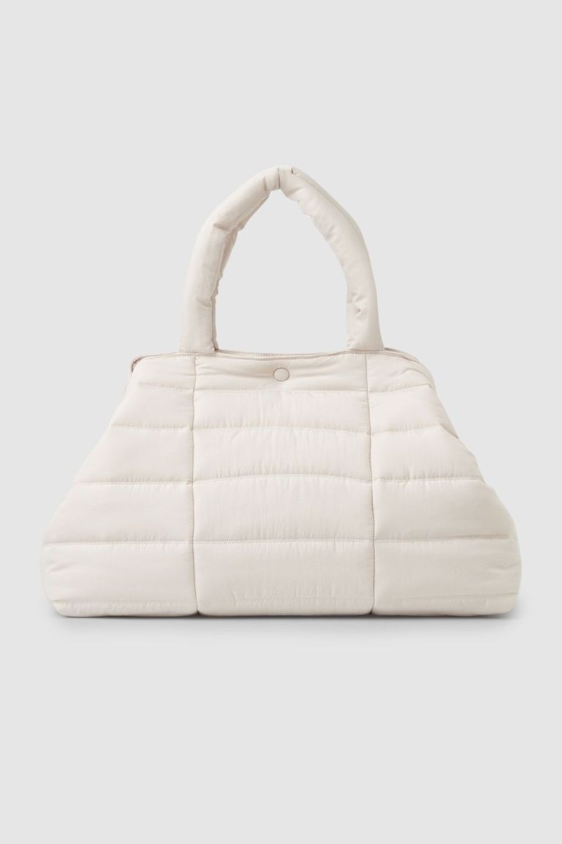 8 puffer bags για να κρατήσεις πρώτη την πιο hot τσάντα του 2022 - εικόνα 6
