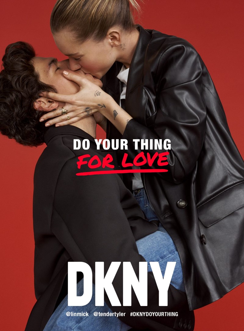 Do Your Thing: Η νέα καμπάνια της DKNY αγαπάει, χαίρεται, στηρίζει τον θεσμό της οικογένειας, μάχεται για την κοινότητα, ανυπομονεί για το μέλλον - εικόνα 2