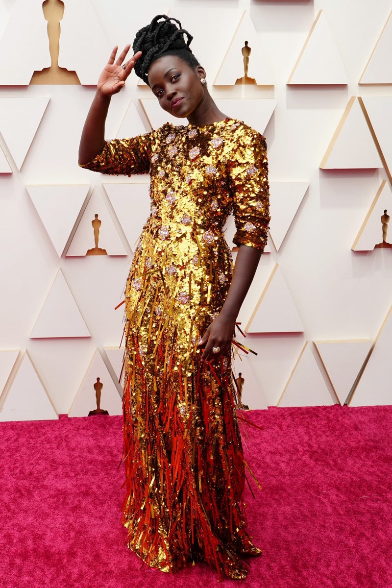 Oscars 2022: Τα ωραιότερα looks στο κόκκινο χαλί - εικόνα 4