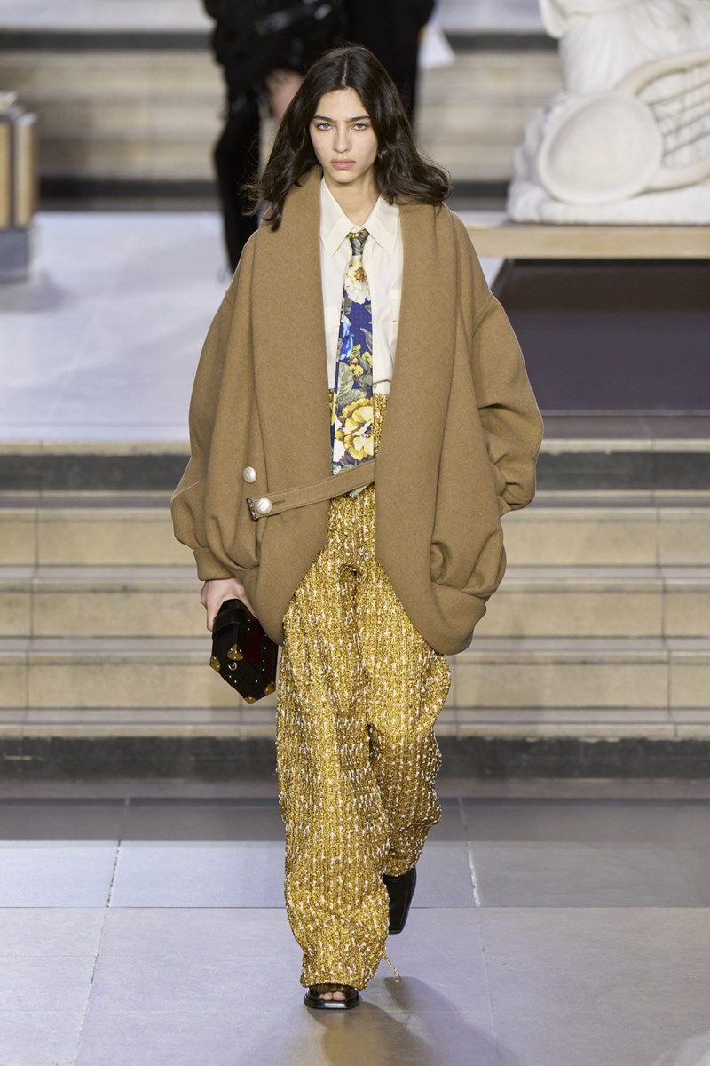Η νέα συλλογή του οίκου Louis Vuitton είναι αφιερωμένη στην νιότη - εικόνα 5