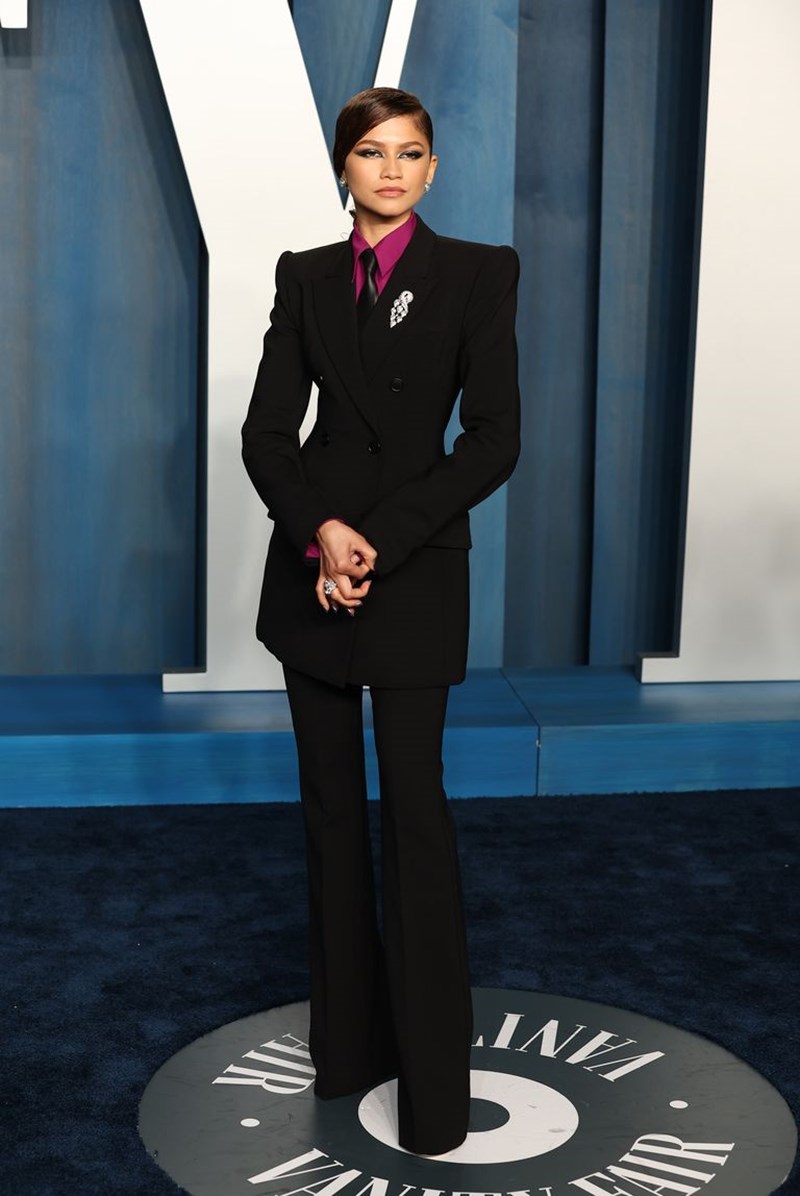 To κόκκινο χαλί του Vanity Fair Oscar After-Party 2022 τα είχαν όλα. Τα red carpet looks που ξεχωρίσαμε - εικόνα 8