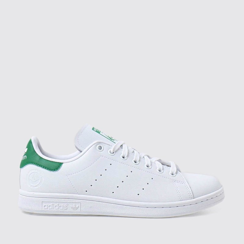 6+1 sneakers που ταιριάζουν τέλεια με τα ανοιξιάτικα φορέματά σου - εικόνα 5