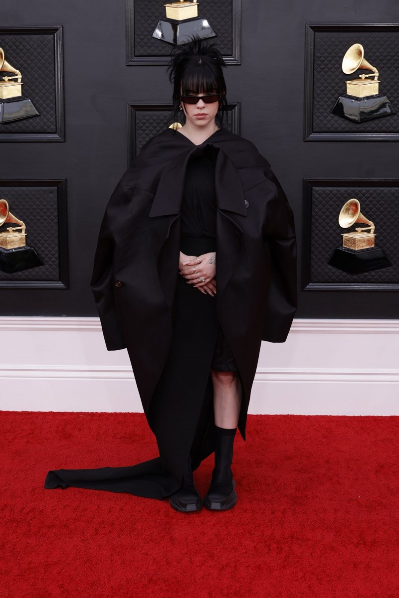 Grammys 2022: Οι καλύτερες εμφανίσεις στο κόκκινο χαλί - εικόνα 4