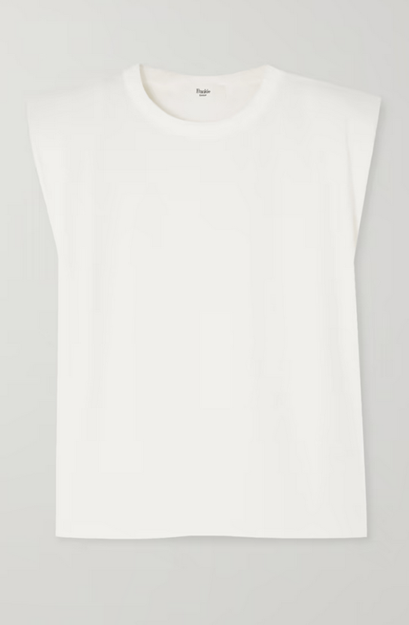 Αυτό το basic top πρέπει να υπάρχει σε κάθε γυναικεία ντουλάπα χειμώνα-καλοκαίρι (και μάλιστα σε ποσότητα!) - εικόνα 8