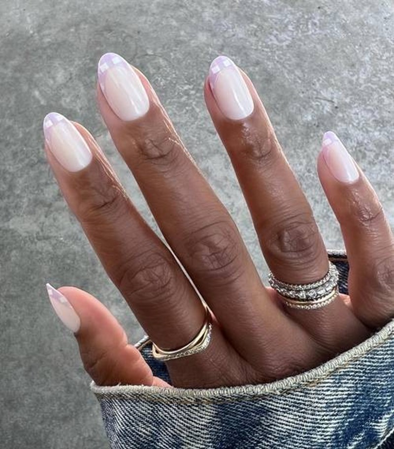 Η nail artist της Blake Lively αποκαλύπτει ποια είναι τα πιο hot χρώματα για τα ανοιξιάτικα μανικιούρ μας - εικόνα 4