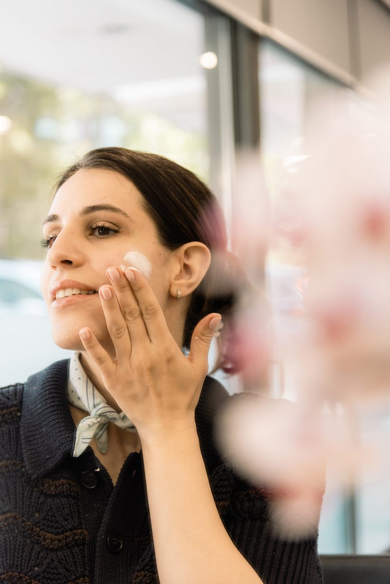 Τα ELLE girls ανοίγουν τα νεσεσέρ με τα αντηλιακά τους και αποκαλύπτουν τους πιστούς συμμάχους τους - εικόνα 14