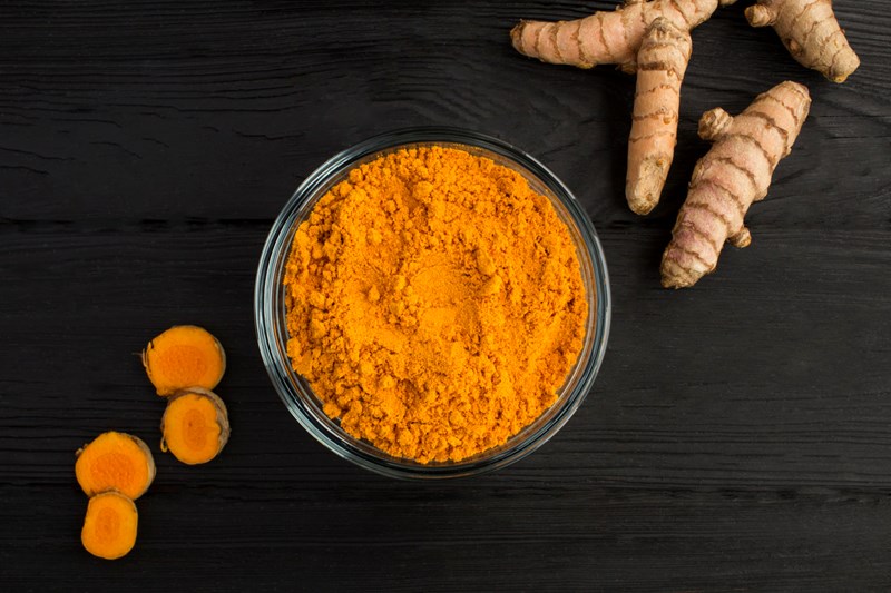 Δεν θα πιστεύεις πόσα οφέλη έχει ο κουρκουμάς για την επιδερμίδα μας - εικόνα 1