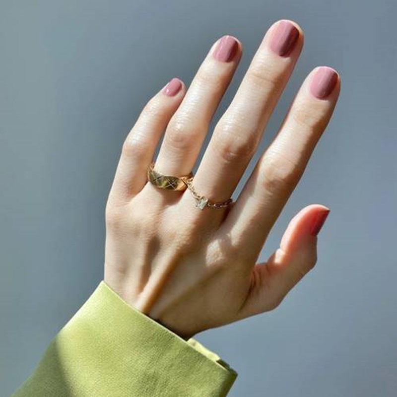 Το επόμενο μανικιούρ μας θα είναι ροζ! 7 pink nails που ξεχωρίσαμε - εικόνα 3
