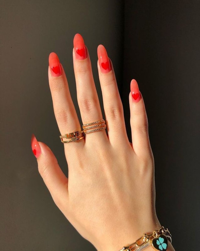 Jelly Νails: Η glossy τάση στο μανικιούρ που σε προκαλεί να την δοκιμάσεις - εικόνα 3