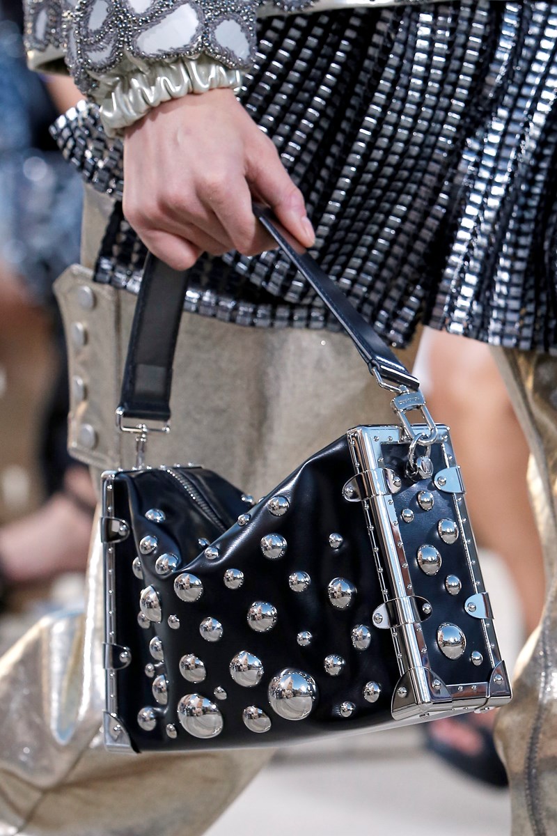 Ο οίκος Louis Vuitton συνεργάζεται ξανά με τη Yayoi Kusama - εικόνα 1