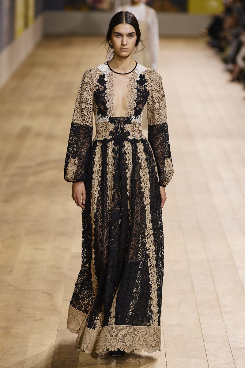Dior Couture AW22/23: Όταν η παράδοση συνάντησε την υψηλή ραπτική - εικόνα 3