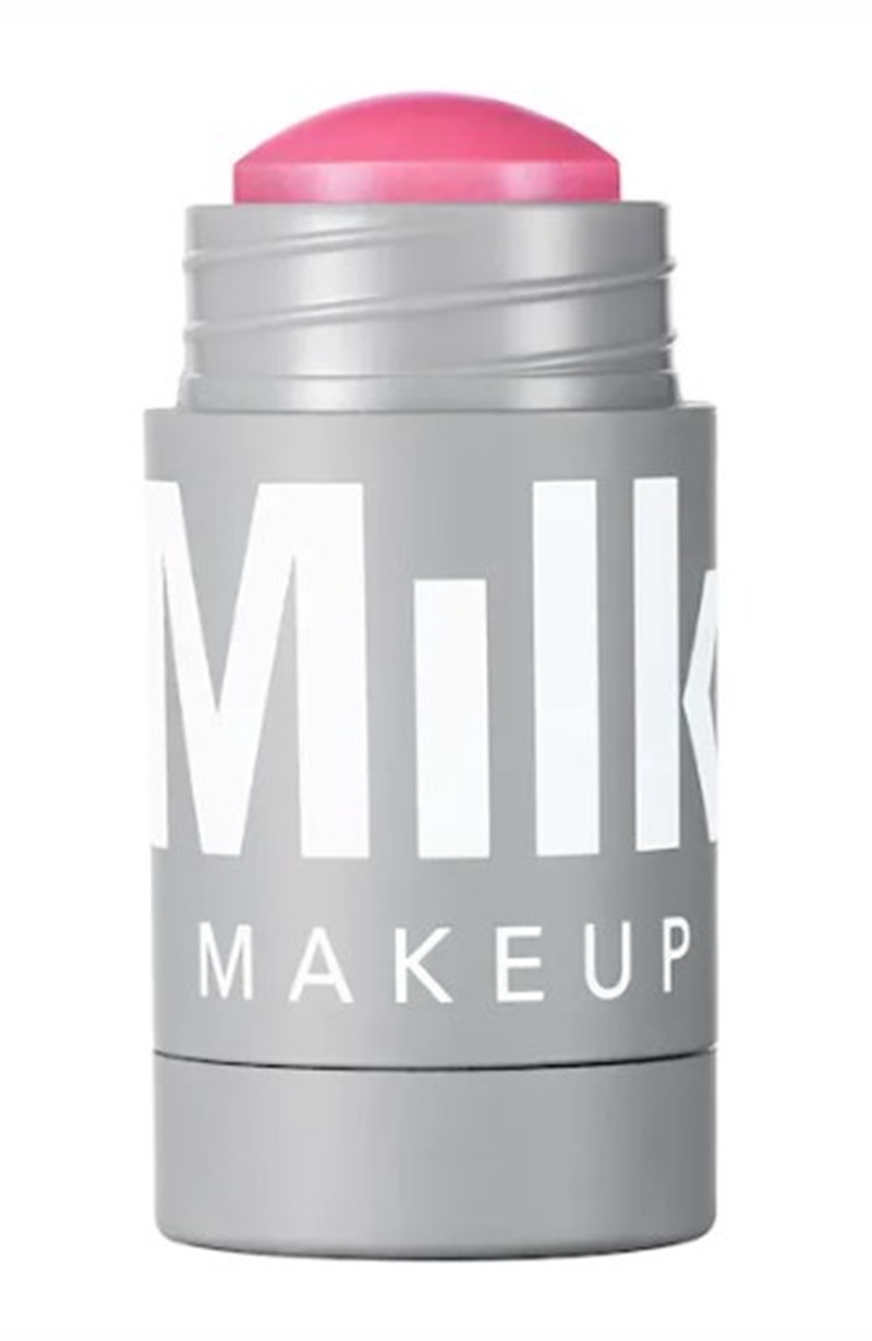 6 multi-use sticks που θα πάνε τα καλοκαιρινά beauty looks σου σε άλλο level - εικόνα 6
