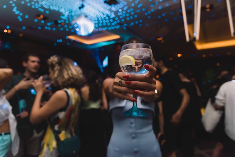  Bombay Sapphire