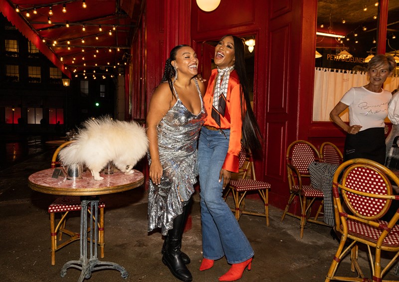 Η Naomi Campbell μιλάει αποκλειστικά στο ELLE.gr με αφορμή τη νέα καμπάνια της Η&Μ - εικόνα 2