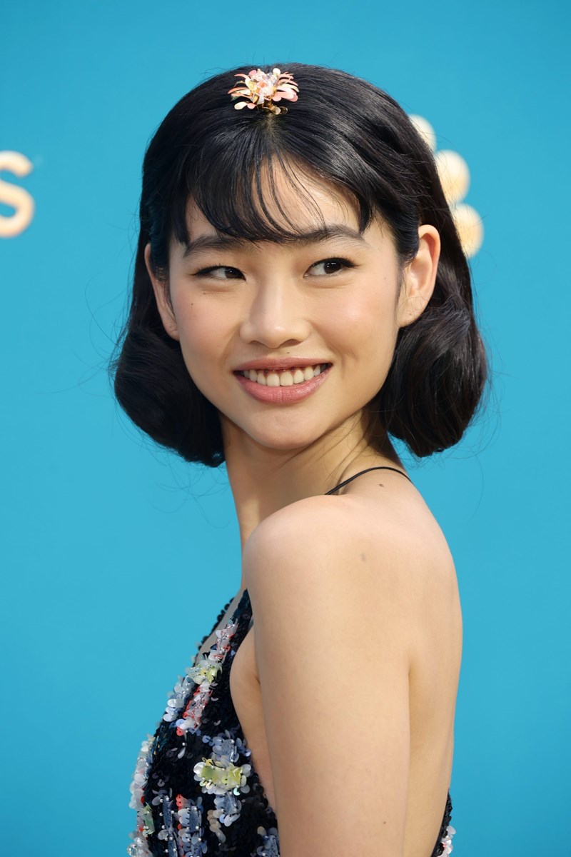 Emmys 2022: Τα πιο εντυπωσιακά beauty looks από το κόκκινο χαλί - εικόνα 6