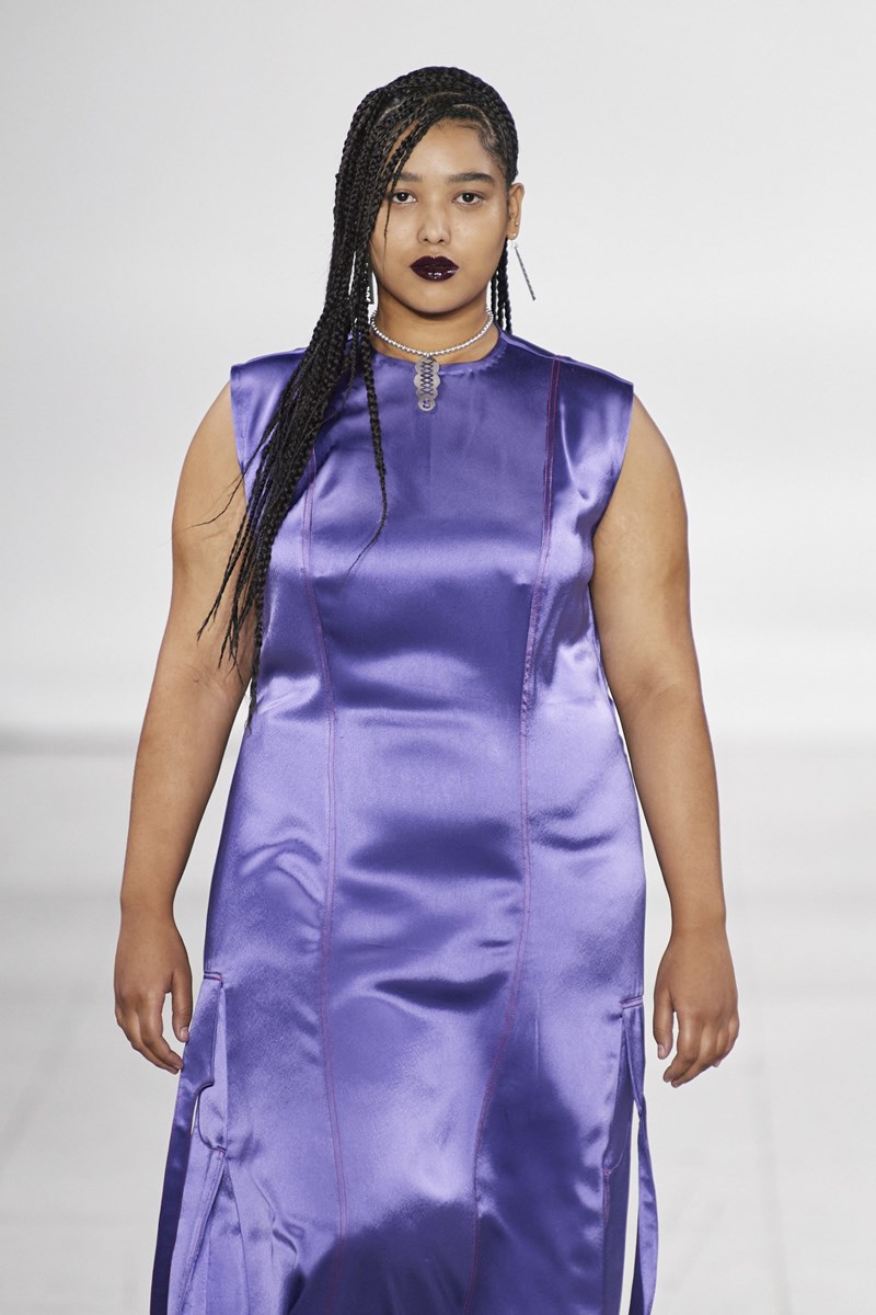 LFW SS23: Τα hair & make-up looks που ξεχωρίσαμε από την Εβδομάδα Μόδας του Λονδίνου - εικόνα 3