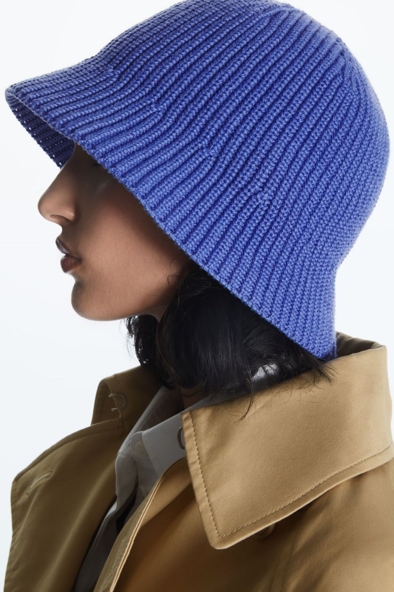 Zara, Mango, COS: Οι φθινοπωρινές αγορές που αξίζουν μία θέση στη γκαρνταρόμπα σου - εικόνα 14