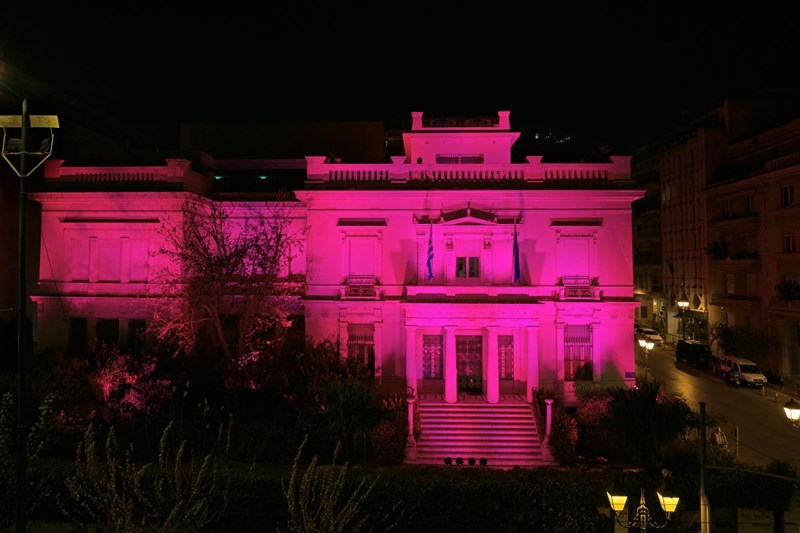 Η Estée Lauder Hellas φώτισε στα ροζ το Μουσείο Μπενάκη - εικόνα 4
