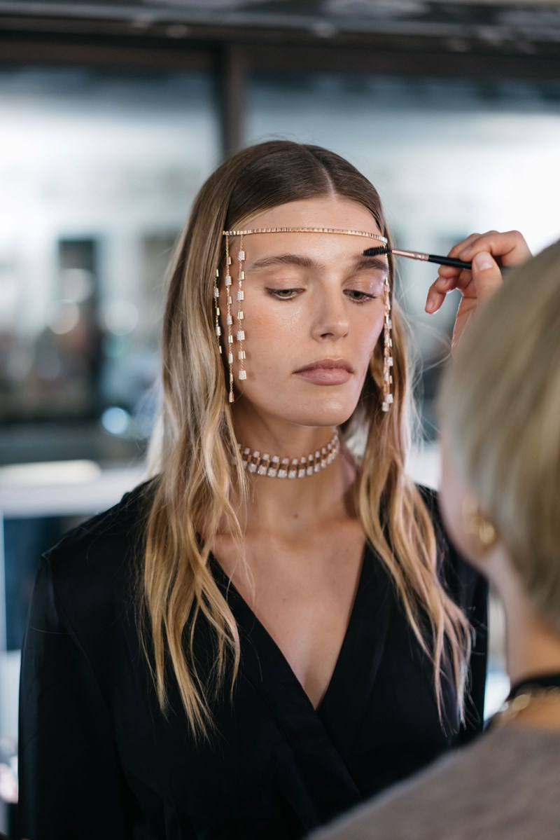 Messika "Beyond the light": To show της νέας collection ήταν γεμάτη διαμάντια και supermodels. Δείτε την από κοντά αποκλειστικά στα καταστήματα Gofas - εικόνα 3