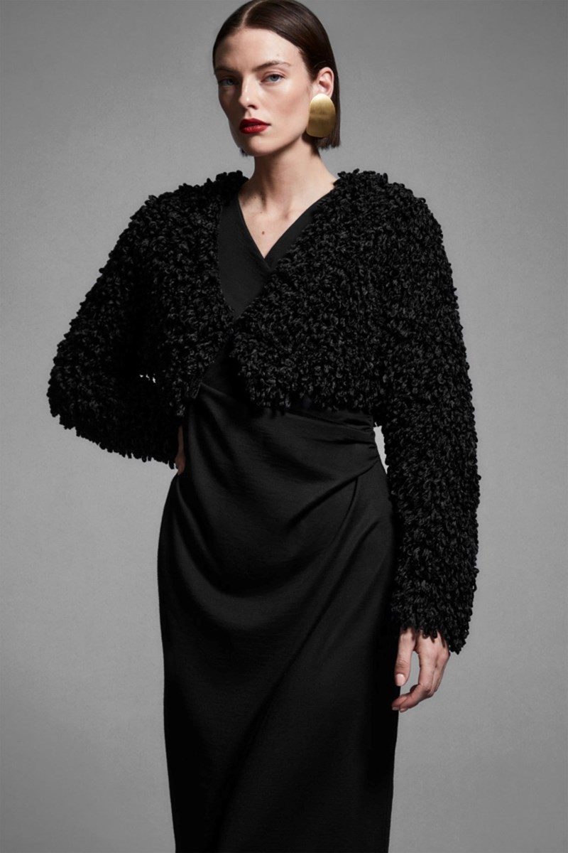 7 key items που ξεχωρίσαμε από την capsule συλλογή της COS Atelier - εικόνα 5
