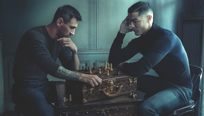 Messi - Ronaldo: Ποζάρουν στο φακό της Annie Leibovitz για λογαριασμό της νέας καμπάνιας Louis Vuitton, "Victory is a State of Mind" - εικόνα 1