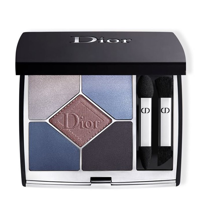 Blue love: 15+1 προϊόντα ομορφιάς για εσένα που λατρεύεις το μπλε χρώμα - εικόνα 13