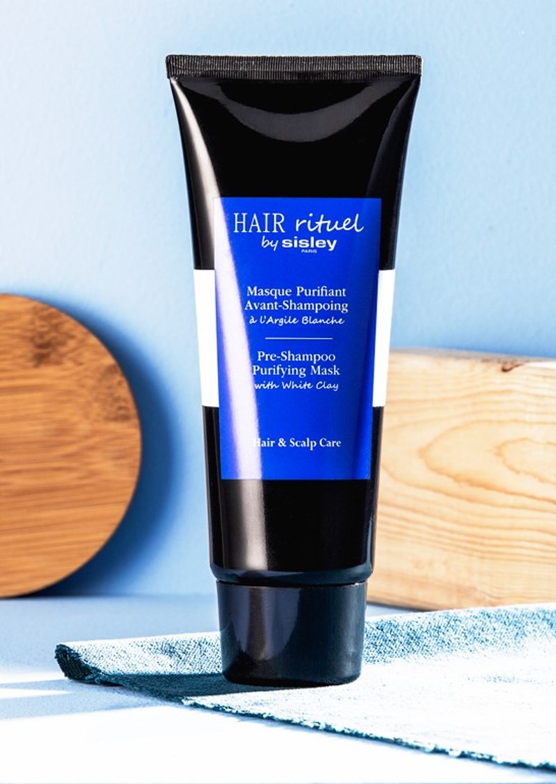 Blue love: 15+1 προϊόντα ομορφιάς για εσένα που λατρεύεις το μπλε χρώμα - εικόνα 5