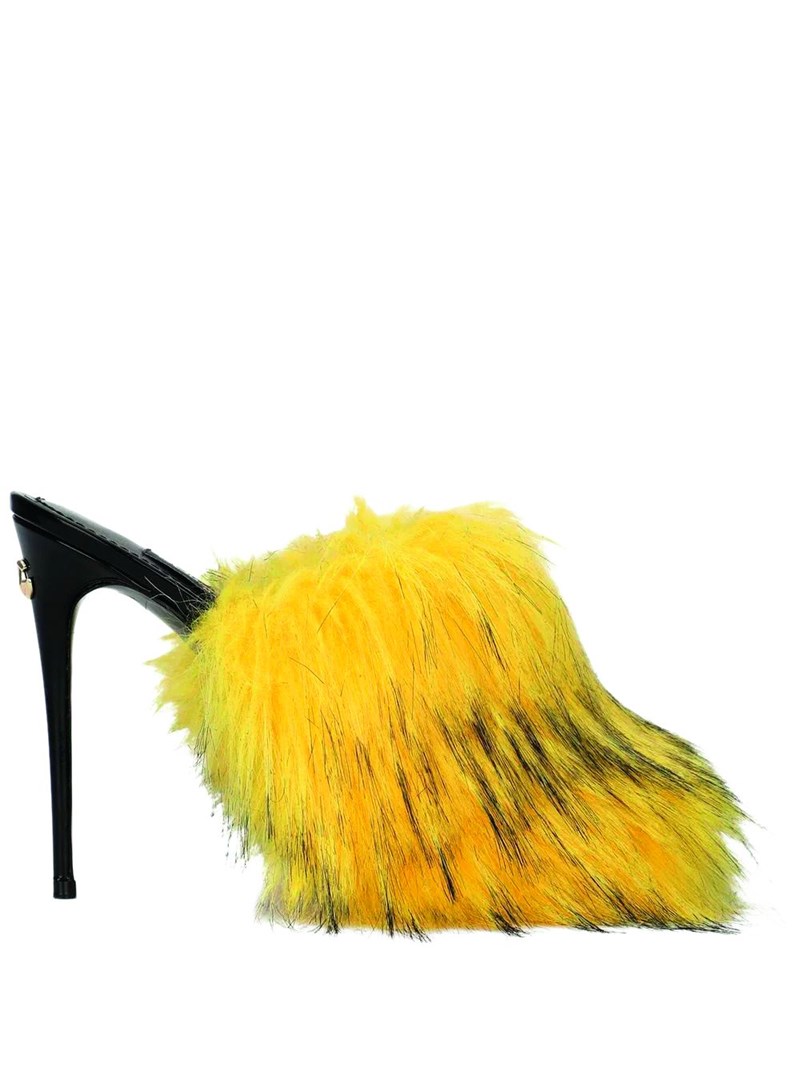 Όλα τα fashion items από οικολογική γούνα που αξίζουν μια θέση στην γκαρνταρόμπα σου - εικόνα 5
