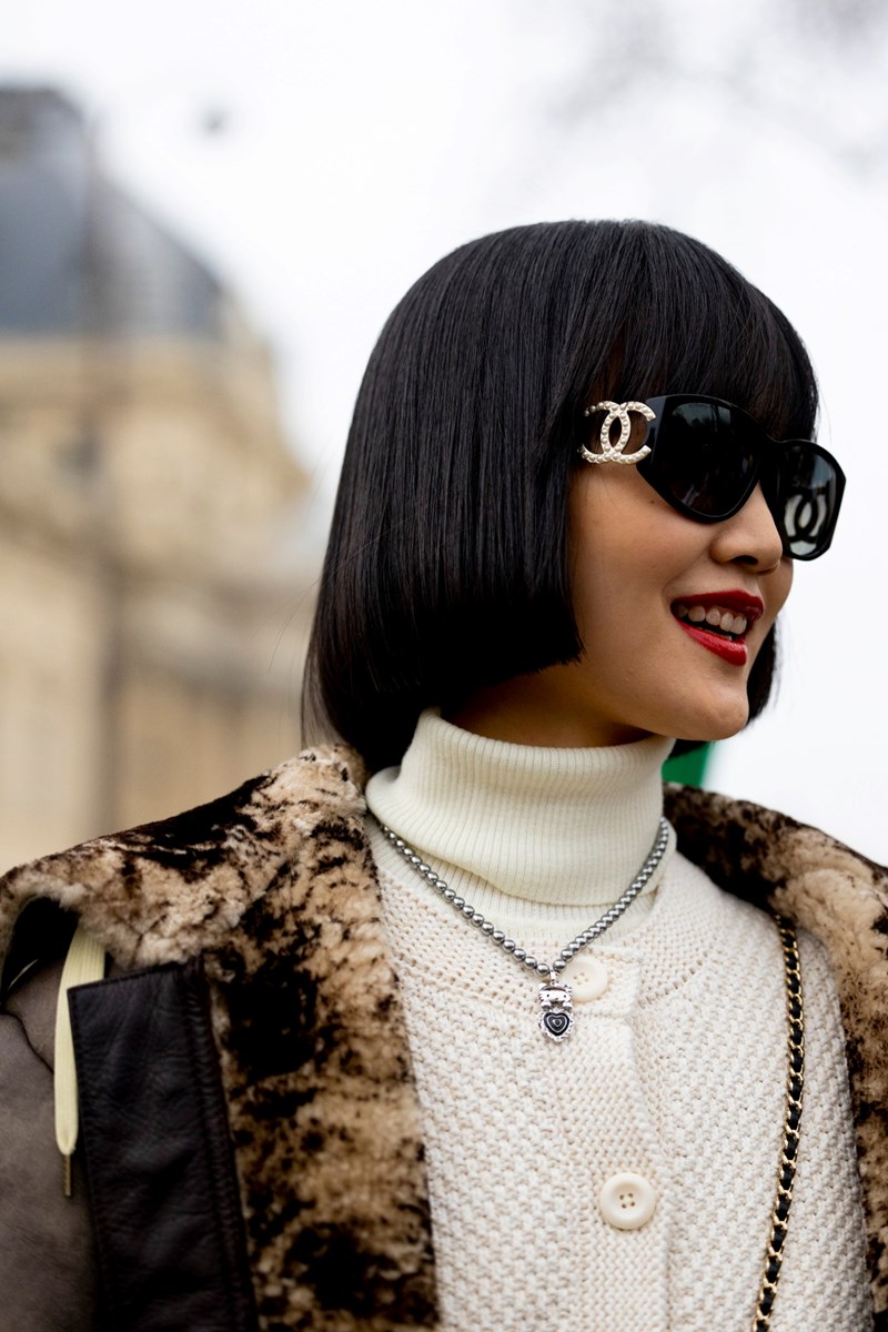 Τα beauty looks που ξεχωρίσαμε από τις street style εμφανίσεις στην Εβδομάδα Υψηλής Ραπτικής στο Παρίσι - εικόνα 3