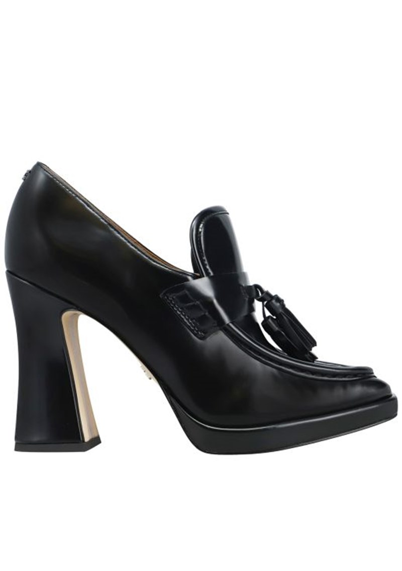 Loafers με τακούνι: Εσύ θα αγκαλιάσεις το νέο trend στο footwear; - εικόνα 2
