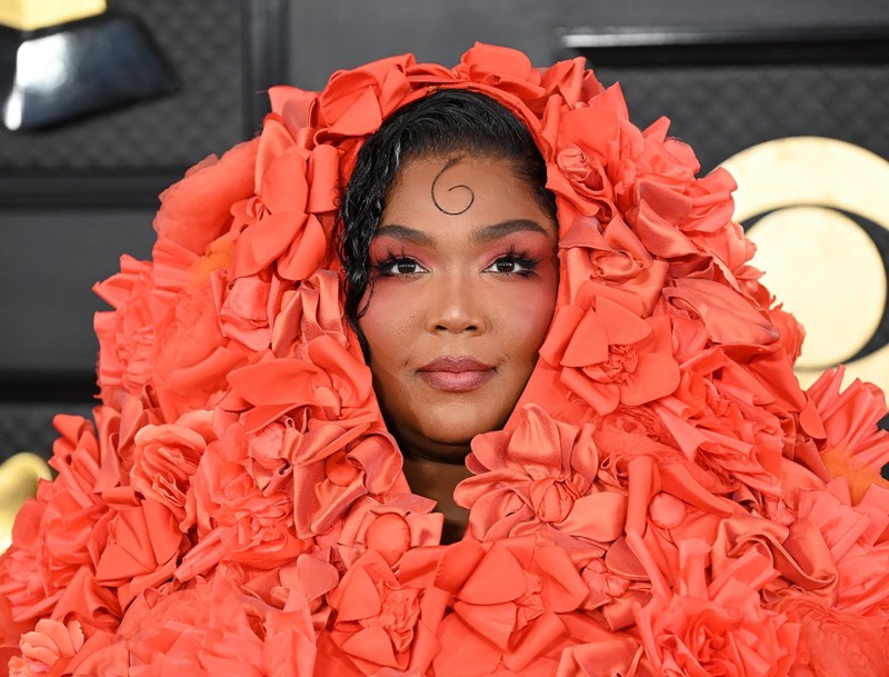 Grammy Awards 2023: Αυτά είναι τα hair & make-up looks που ξεχωρίσαμε - εικόνα 1