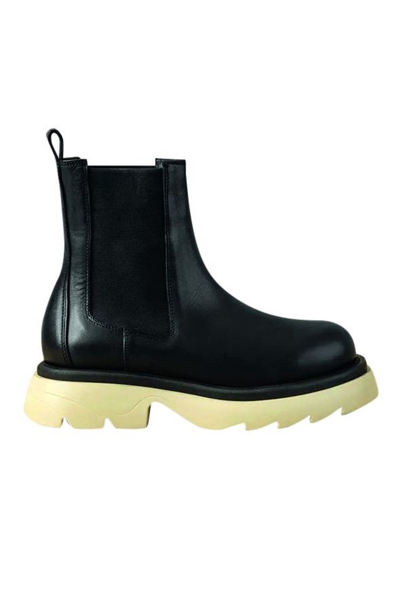Τα αφράτα puffer jackets που θέλουμε να φορέσουμε τις κρύες μέρες στην πόλη - εικόνα 20