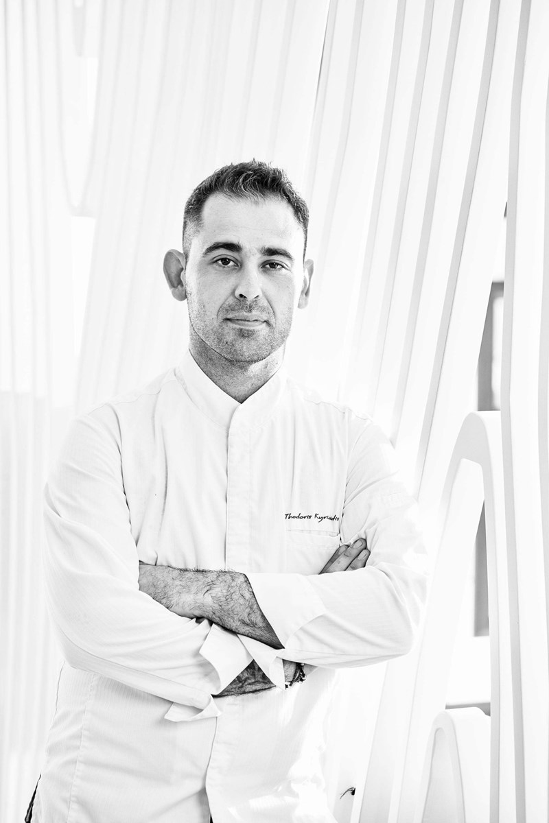 Ο Θοδωρής Κυριακίδης είναι ο νέος Head Chef στο εστιατόριο Grandma’s του boutique hotel Liostasi, στην Ιο - εικόνα 1