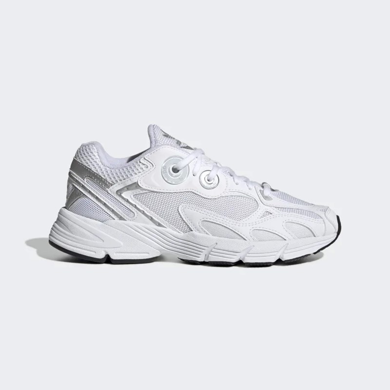 lefka_sneakers_adidas_chunky_sola