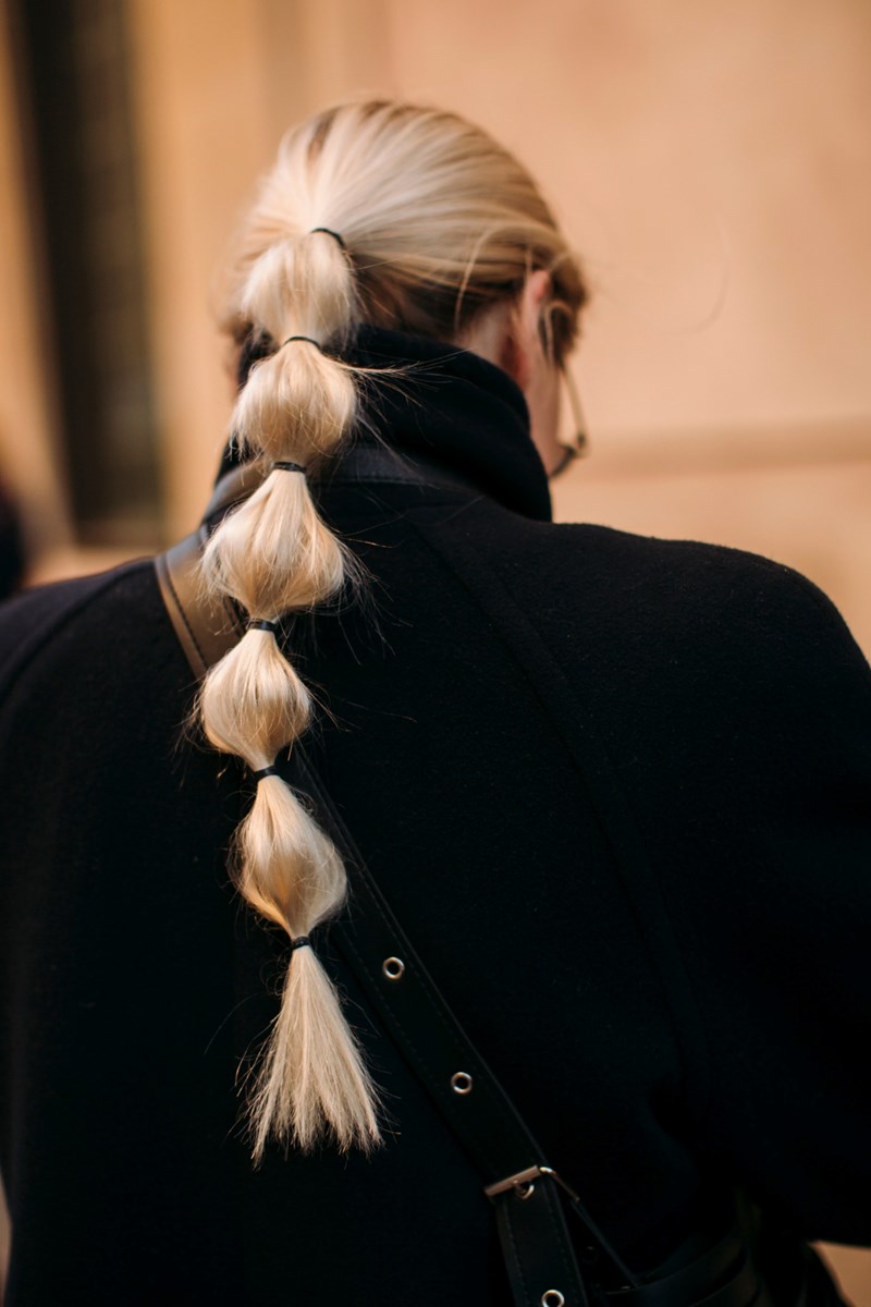 Paris Fashion Week: Τα beauty looks που έχουμε ξεχωρίσει στο street style μέχρι στιγμής - εικόνα 2