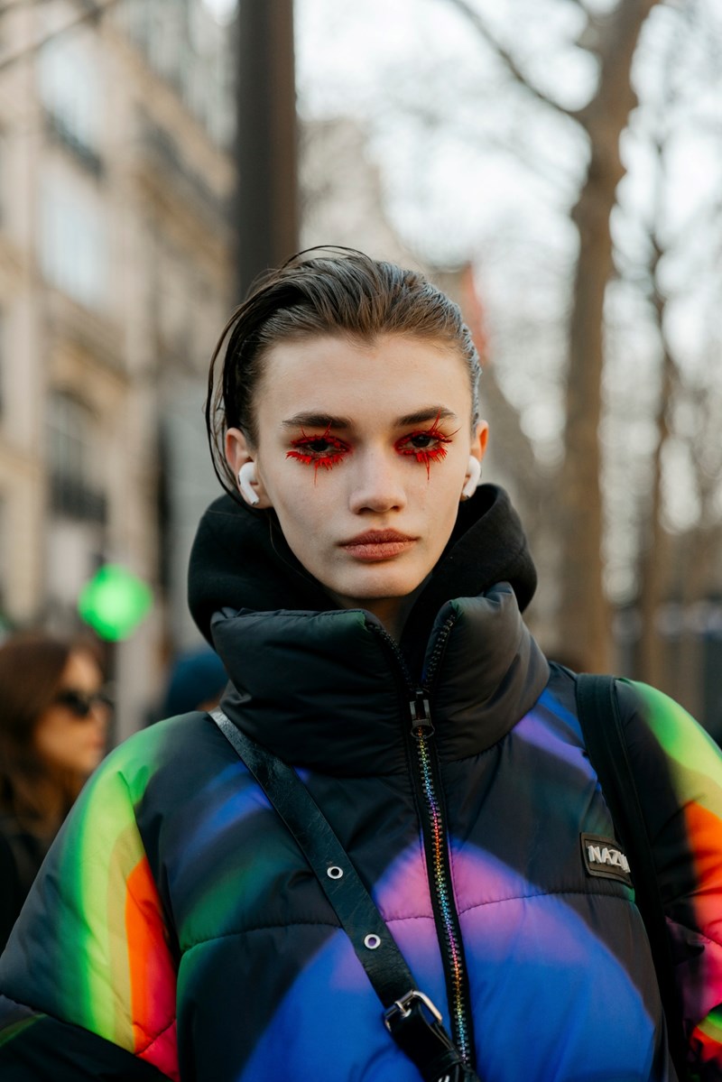 Paris Fashion Week: Τα beauty looks που έχουμε ξεχωρίσει στο street style μέχρι στιγμής - εικόνα 3