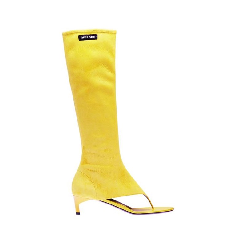 kitrini_mpota_me_dixala_sto_kountepie_miu_miu