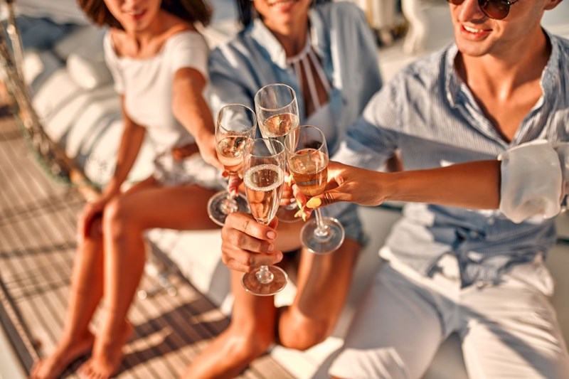 Το Once in Mykonos Designed For Adults ανοίγει τις πύλες του την 1η Μαΐου - εικόνα 2