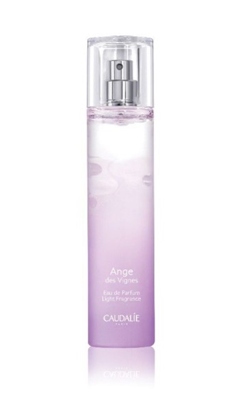 Spring perfumes: Συγκεντρώσαμε όλα τα αρώματα που μυρίζουν άνοιξη - εικόνα 8